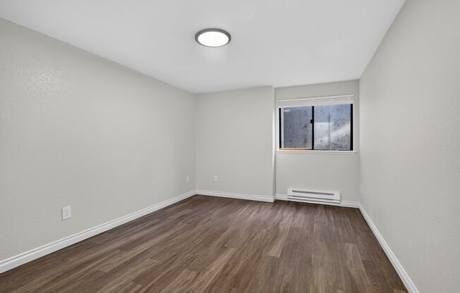 Francis Apartments