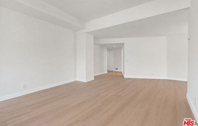 1 bed, 2 baths, 1,260 sqft, $3,700, Unit 507