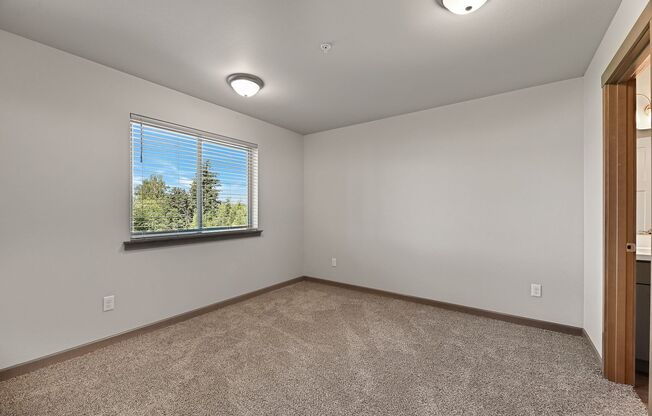 3 beds, 2 baths, 1,000 sqft, $2,150, Unit Unit 401