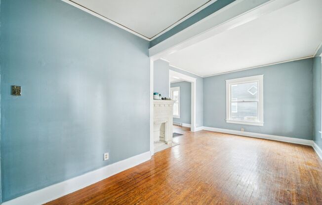 3 beds, 2 baths, $1,200, Unit 1317 S Carson Avenue