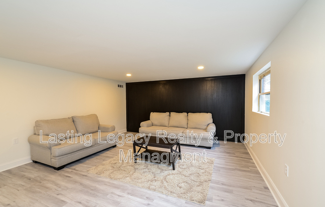 147 HARMON AVE