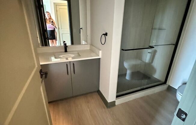 1 bed, 1 bath, 620 sqft, $1,850, Unit 2219-216