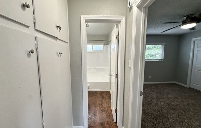 1 bed, 1 bath, 604 sqft, $2,130, Unit 0062