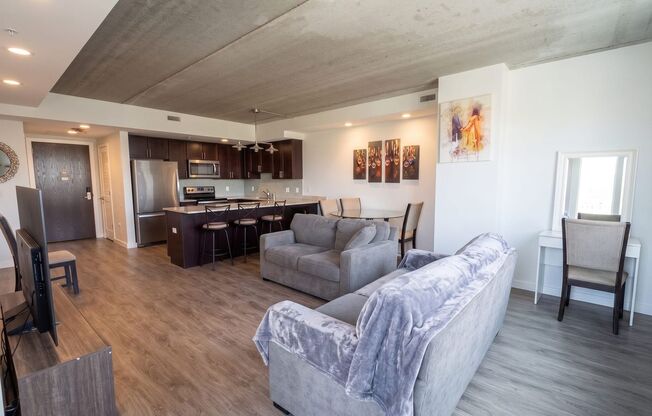 2 beds, 1 bath, 826 sqft, $2,500, Unit 709