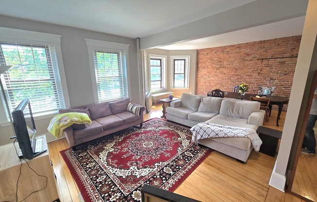 1165 Commonwealth Ave #2