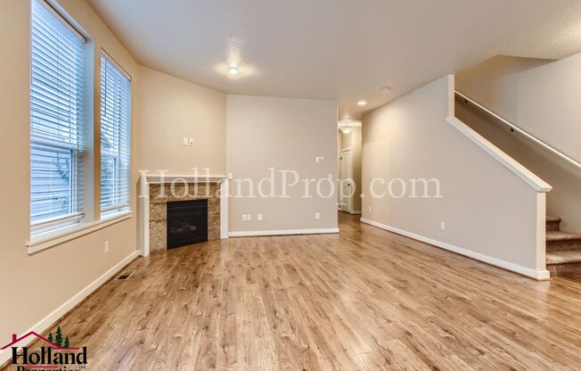 Beautiful Home With Balcony and Great Location! ** BEST PRICE $2,495 and REDUCED SECURITY DEPOSIT **