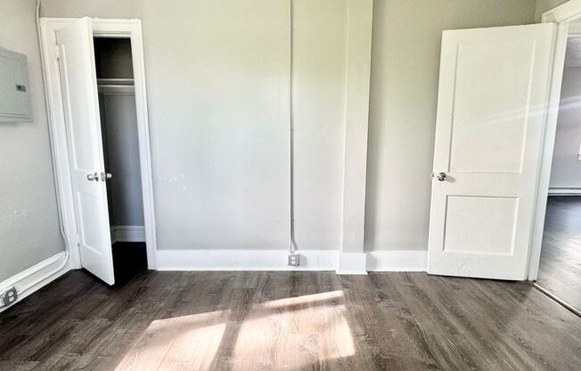 2 beds, 1 bath, $1,195, Unit F-31