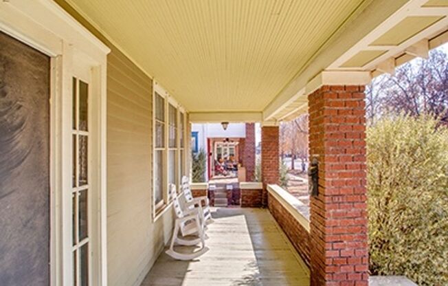 1214 W MAINE