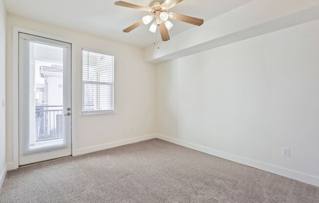 3 beds, 2 baths, 1,333 sqft, $2,550