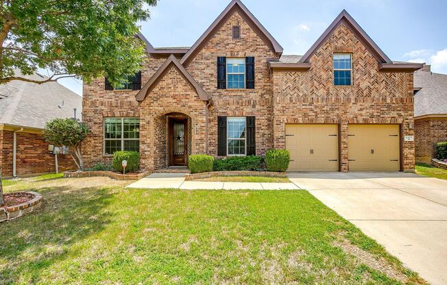 Large 5 Bed, 3.5 Bath Home in Twin Mills Subdivision- Eagle Mountain ISD- Fort Worth 76179