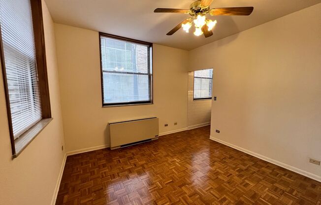Studio, 1 bath, 375 sqft, $1,385, Unit 620-101
