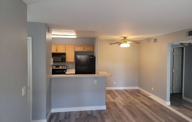 2 beds, 2 baths, $1,295