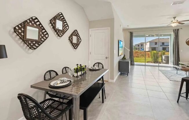 Modern 3 Bedroom Townhome for Lease in Wesley Chapel