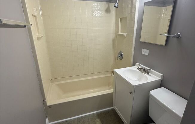 4705 S. Anthony Blvd - Three Bedroom Cape Cod Style Home!