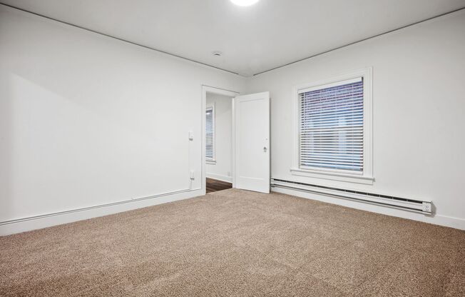 1 bed, 1 bath, 685 sqft, $2,100