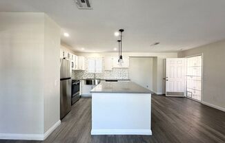 2 beds, 2 baths, $1,350, Unit # 246