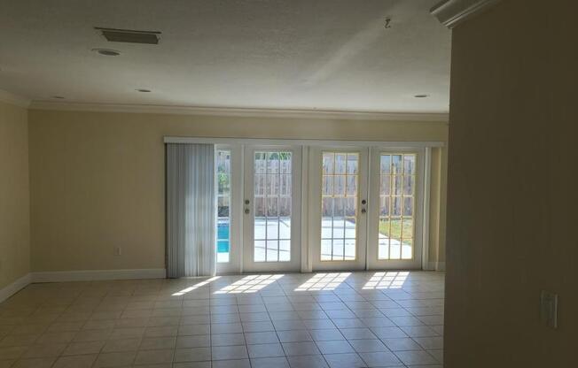 1101 SIOUX DR