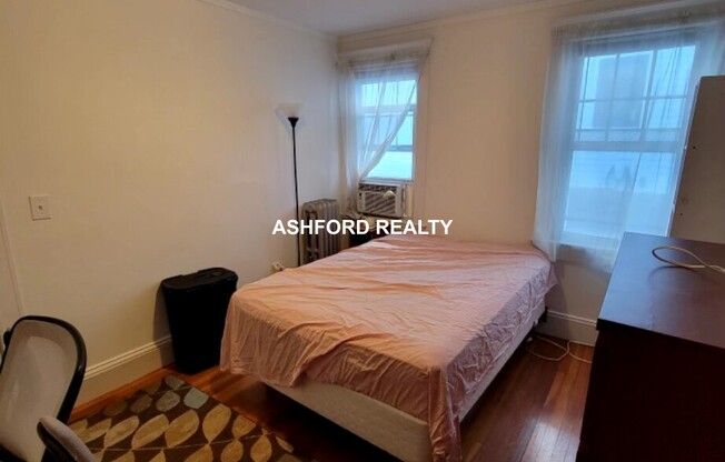 18 UPLAND RD