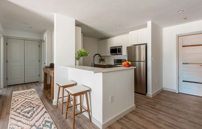 1 bed, 1 bath, $2,745, Unit 107