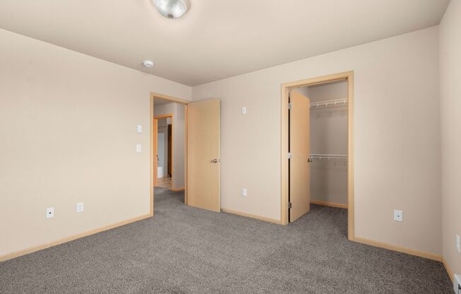 2 beds, 2 baths, 1,210 sqft, $1,425, Unit 3241-I