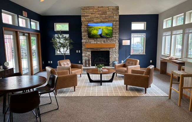 1 bed, 1 bath, 756 sqft, $1,535, Unit 290-103