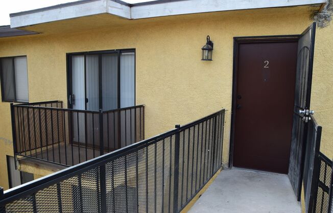 CASA DEL ORO APTS