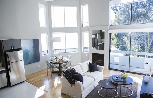 Welcome to 888 Hilgard â Westwood Furnished Apartments