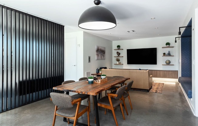 clubhouse with communal seating and TV at Steelcote Square, Missouri, 63103