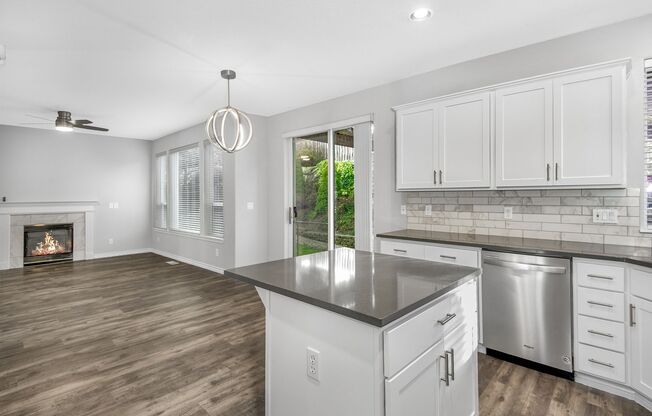 $$ ONE MONTH FREE MOVE IN BY 12/31/25 - Discover Your Dream Home in Sterling Park!