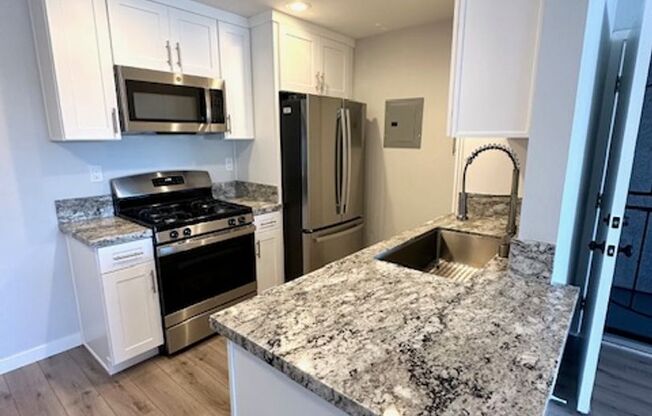 GORGEOUS Newly renovated 1 bedroom 1 bath unit