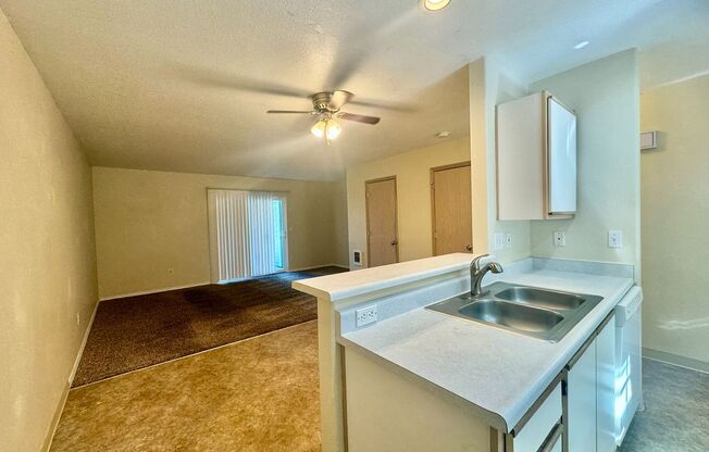 2 beds, 1.5 baths, $1,650