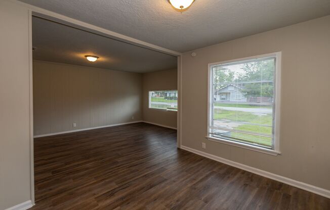 Just Renovated! Close to Hwy 287 Immediate move in!