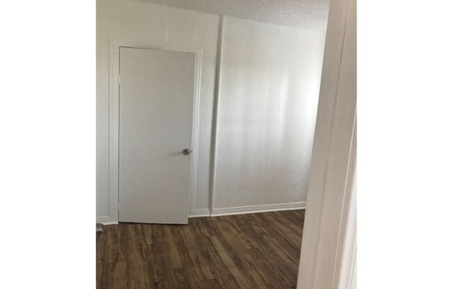 1150 W 88th St