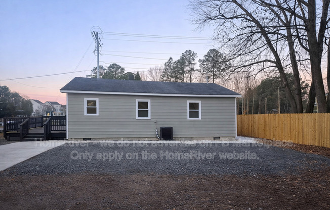 5033 SUNSET LK RD