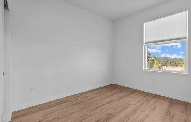 Strata_Bend_OR_2Bd_13