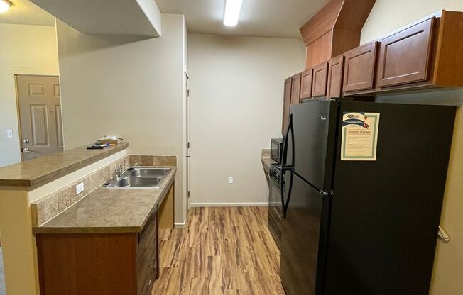 2 beds, 2 baths, 930 sqft, $1,445, Unit Unit # 103