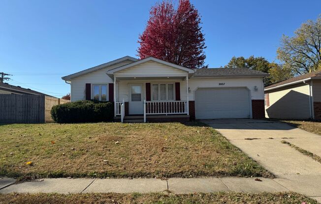 HOT PROPERTY ALERT! Your Dream Starter 3 Bedroom, 1 Bath Home in Springfield Awaits!