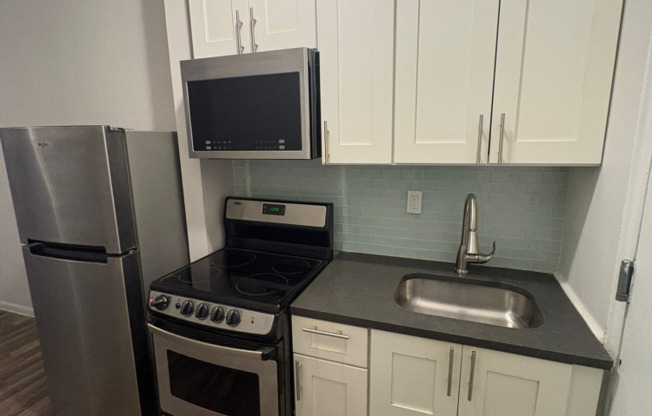 Studio, 1 bath, $1,580, Unit A1