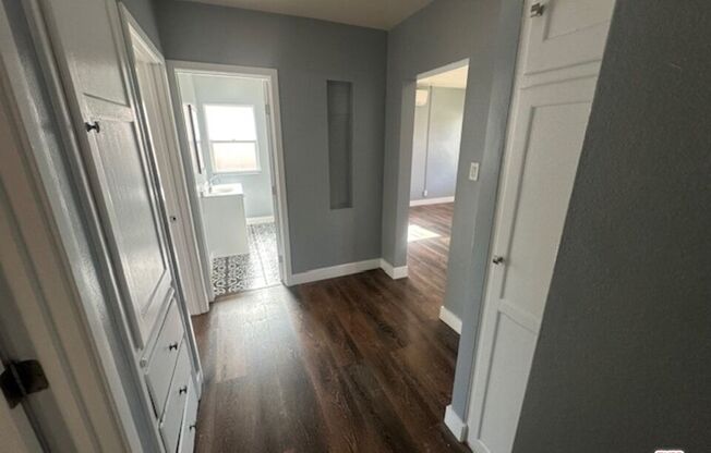 228 E 89 ST