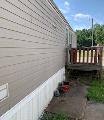 1606 DENA DR