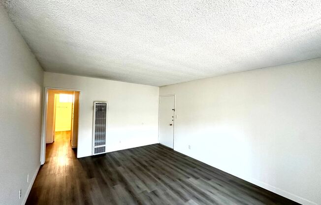 119 - 121 N Hillcrest Blvd