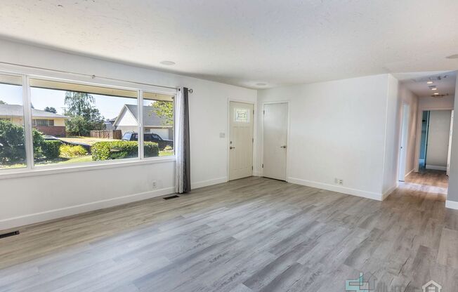 3 beds, 2 baths, $3,325