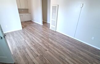 2 beds, 1 bath, 850 sqft, $1,395, Unit 2311-2