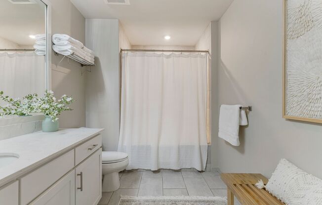 1 bed, 1 bath, 810 sqft, $1,399, Unit 407