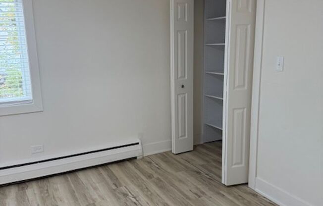 Chestnut Court Apartments