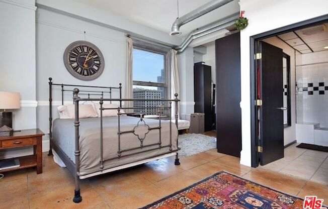 1 bed, 1 bath, 1,200 sqft, $3,300, Unit 806