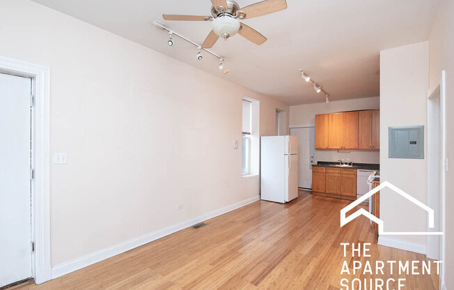 1846 W 18 ST