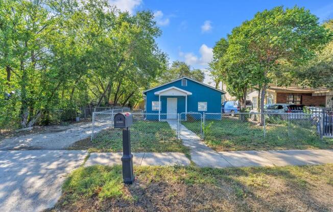 834 DIVISION AVE