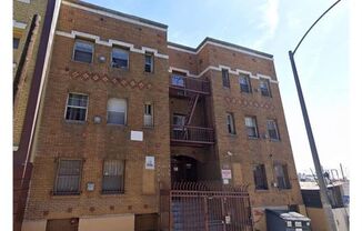 BAE - 512 Bonnie Brae Apts