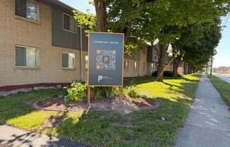 1668 Shawano Ave